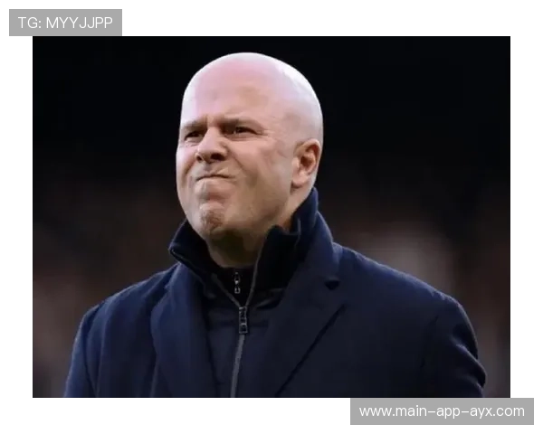 利物浦官方：斯洛特获2025西北足球奖最佳主帅，利物浦足总杯冠军